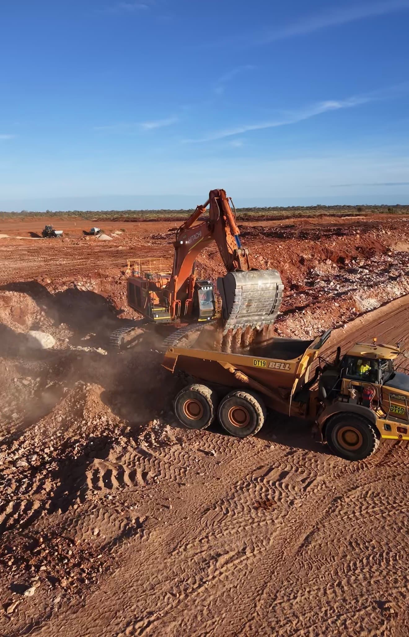 Calcrete Ore Mining & Stockpiling