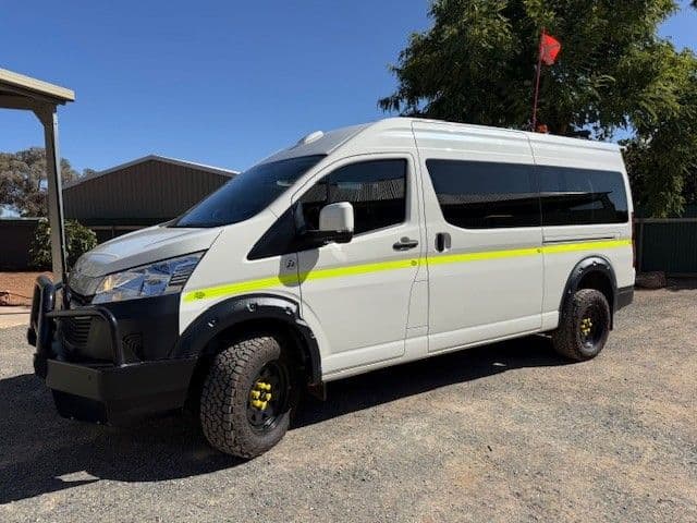 Hino Ranger Service Truck